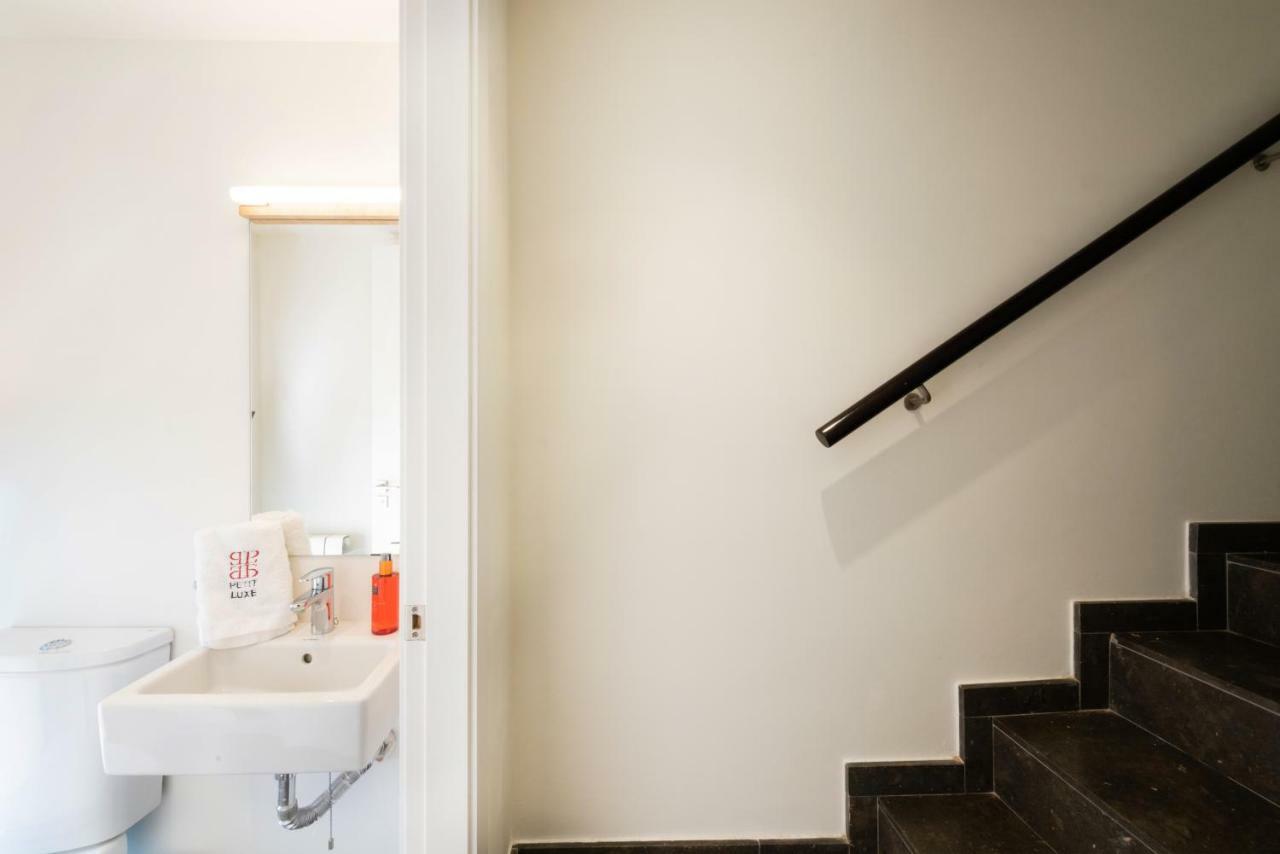 Apartamento Petit Luxe Tobella Esquerra Terrassa Exterior foto